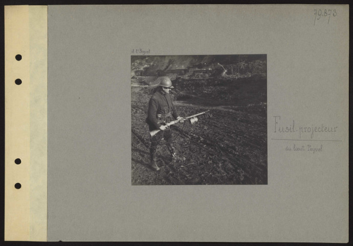 S.l. Fusil-projecteur du lieutenant Peyvel