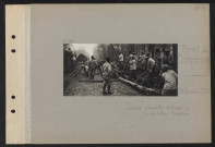 Forêt de Compiègne. Soldats annamites employés à l'exploitation forestière