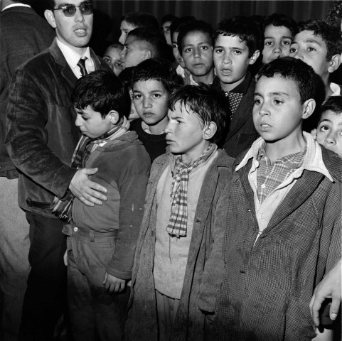 Salle Hdn Kalhoun. Hommage aux petits cireurs. 2