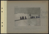 Coxyde-Bains. Le général Lyautey ministre de la guerre et le général Balfourier, commandant le 36e CA, visitent les ouvrages des dunes