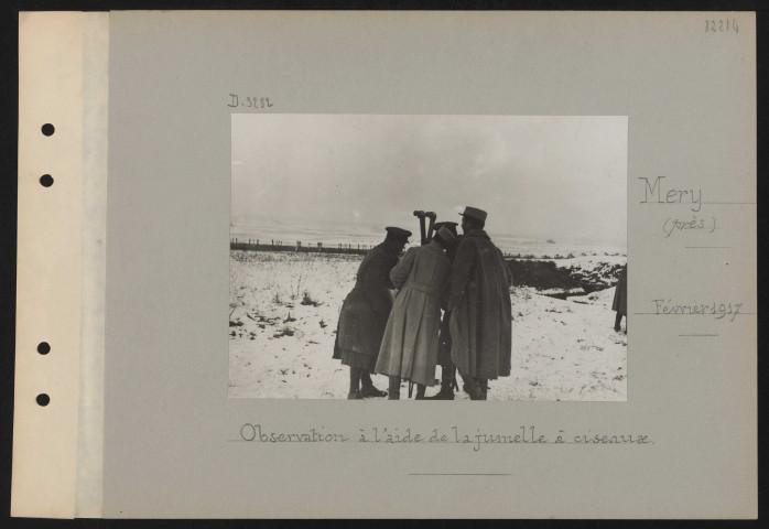 Méry (près). Observation à l'aide de la jumelle à ciseaux