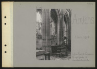 Amiens. Église Saint-Germain. La nef après le bombardement