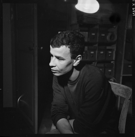 Portraits et Conférence de presse de Ben Bella à la R.T.A. (radio télévision algérienne)