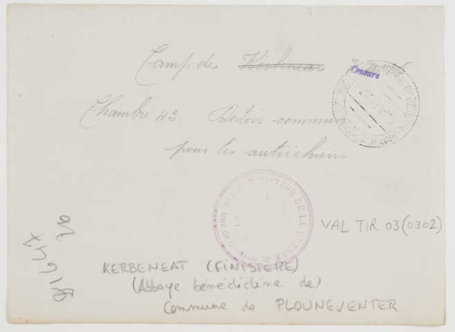 Camp de Kerbeneat. Chambre 43. Dortoir commun pour les autrichiens