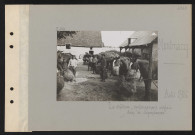 Montmacq. Le château ; cantonnement anglais dans les dépendances