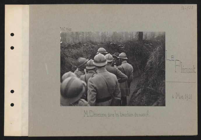 Le Plémont. M. Clémenceau dans les tranchées du massif