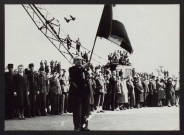 Marseille 1944 (ou 1945?). Arrivée des prisonniers de guerre français sur un bateau soviétique