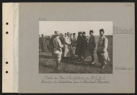 Blincourt. Visite du roi d'Angleterre au deuxième CAC. Remise de décorations par le président Poincaré