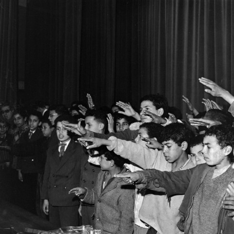 Salle Hdn Kalhoun. Hommage aux petits cireurs. 2