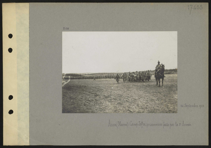 Auve (Marne). Camp Joffre, prisonniers faits par la 2e Armée