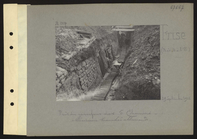 Frise (près et à l'est). Près du carrefour des 5 chemins. Ancienne tranchée allemande