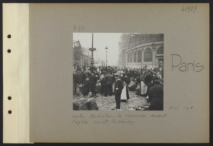 Paris. Halles centrales. Partie des halles et du carreau