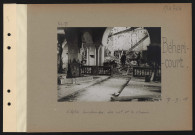 Béhéricourt. L'église bombardée. La nef et le chœur