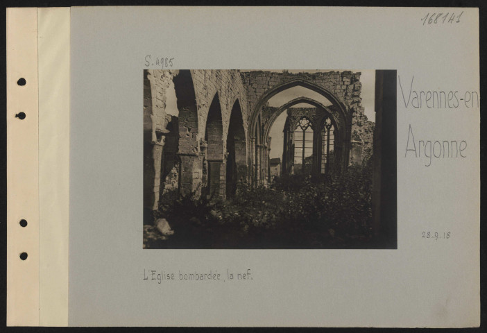 Varennes-en-Argonne. L'église bombardée, la nef