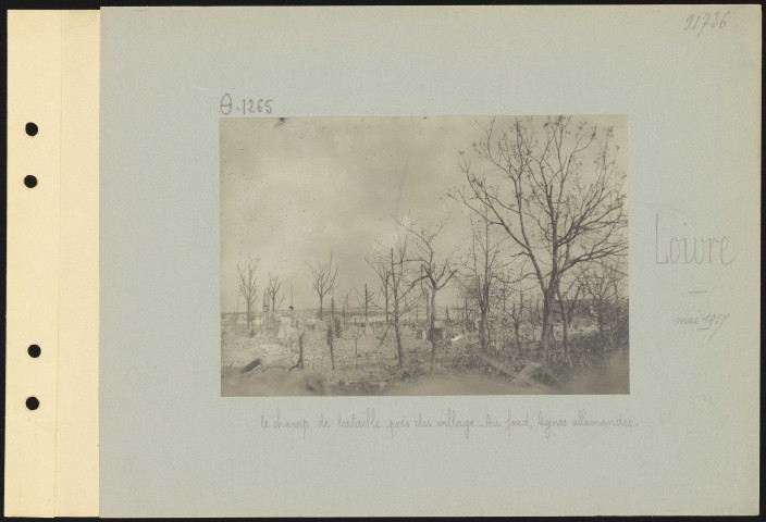 Loivre. Le champ de bataille près du village. Au fond, lignes allemandes