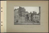 Nancy. Angle de la rue de la Monnaie et du cours Léopold. Café du commerce bombardé par les avions allemands