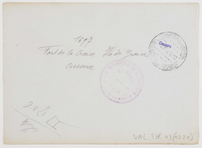 Fort de la Croix. Ile de Groix. Cuisine