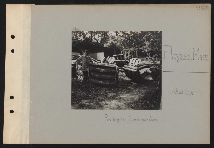 Roye-sur-Matz. Parc du génie : plaques pour abris
