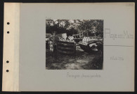 Roye-sur-Matz. Parc du génie : plaques pour abris