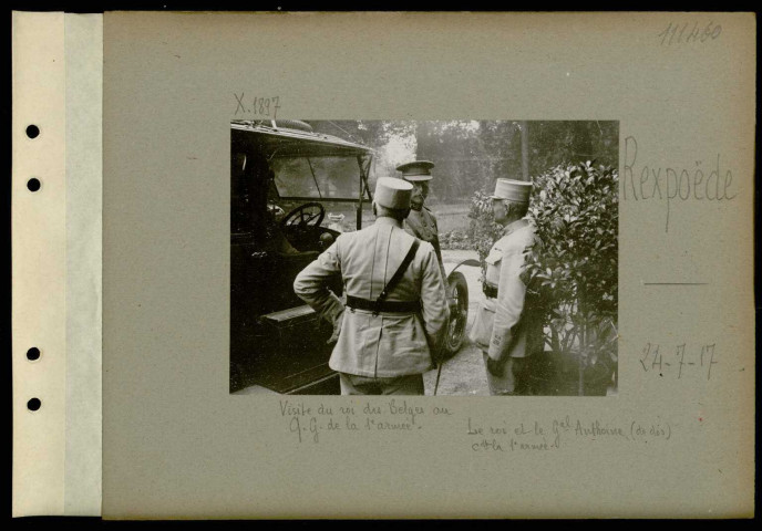 Rexpoëde. Visite du roi des Belges au quartier général de la 1ère armée. Le roi et le général Anthoine (de dos) commandant la 1ère armée