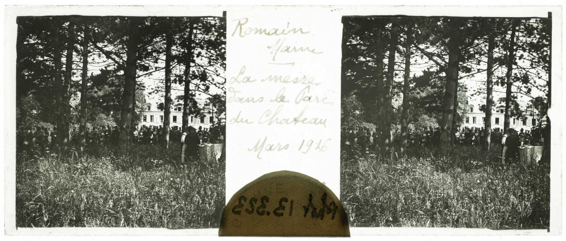 La messe dans le parc du château [château]