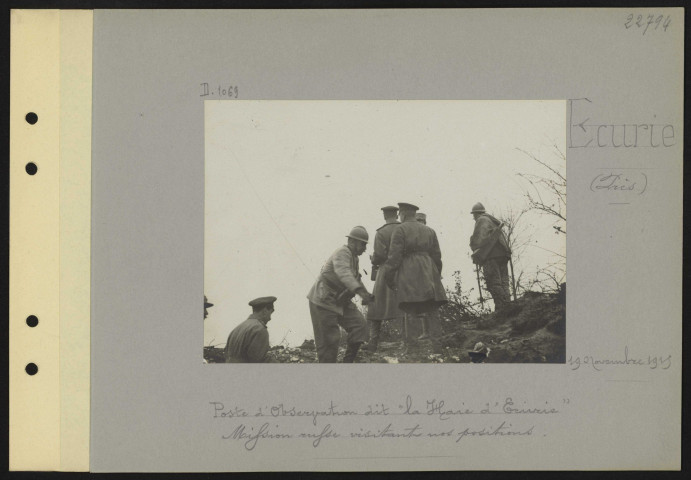 Écurie (près). Poste d'observation dit "La Haie d'Écurie". Mission russe visitant nos positions