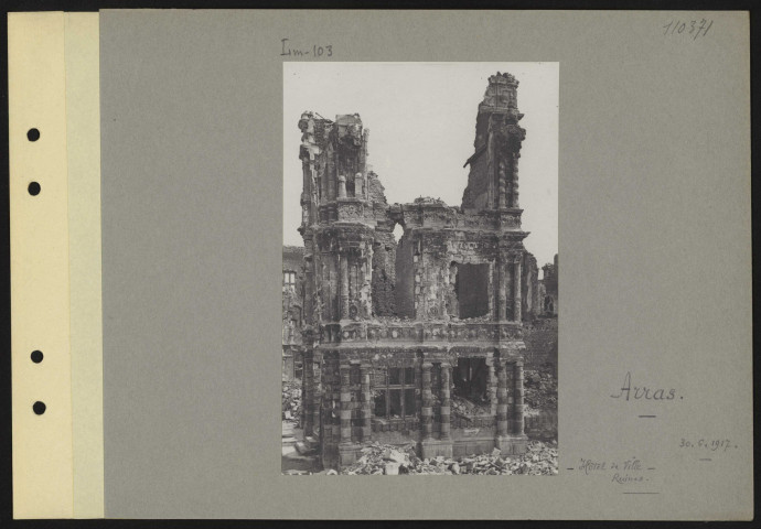 Arras. Hôtel de ville. Ruines