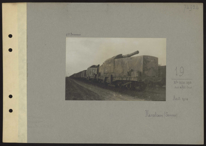 Marcelcave (Somme). 19 Mle 1870-1893 sur affût-truck