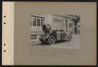 Paris. Maison Bréguet, rue Didot. Automobile photo-électrique avec projecteur de 60 centimètres Bréguet de Dion-Bouton, modèle 1914