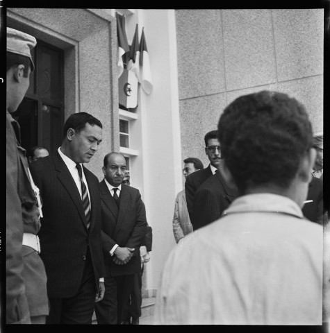 Nasser à Alger : obsèques de Mohammed Khemisti (suite): 3