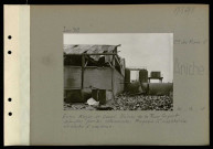 Aniche (Compagnie des mines d'). Entre Wazier et Douai. Usines de la fosse Gayant détruites par les Allemands. Magasin à naphtaline et bâche à goudron