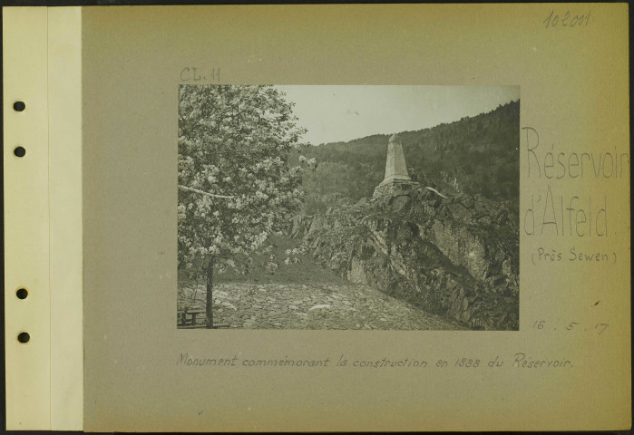 Reservoir d'Alfeld (Près Sewen). Monument commémorant la construction en 1888 du réservoir