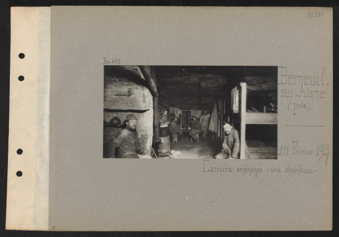 Berneuil-sur-Aisne (près). Carrière aménagée : une chambrée