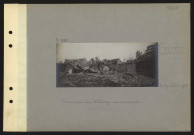 Curlu. Un coin du village en ruines