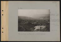Ferme Les Chambrettes (ouest du Bois des Caurières). Près de la ferme, vers Bezonvaux, le terrain bombardé