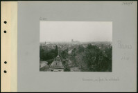 Reims. Panorama ; au fond, la cathédrale