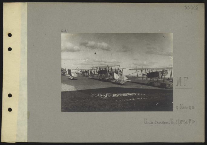 Toul (Meurthe-et-Moselle). MF. Centre d'aviation
