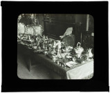 Argenterie volée par les Allemands et abandonnée au moment de la retraite