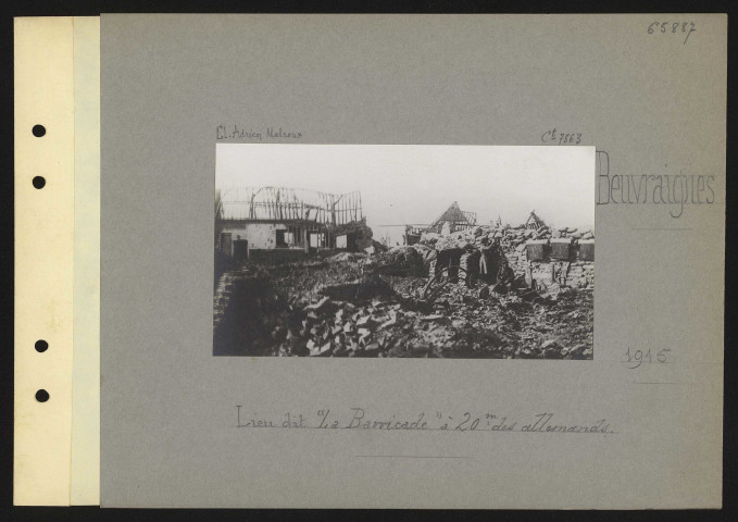 Beuvraignes. Lieu-dit "La barricade" à 20 mètres des Allemands