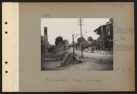 Beaulieu-les-Fontaines. Route de Nesles. Maisons bombardées