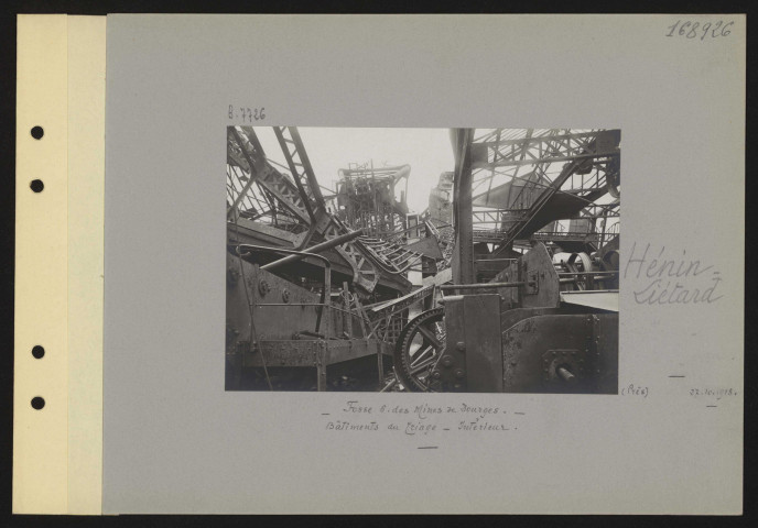 Hénin-Liétard (près). Fosse 6 mines de Dourges. Bâtiments du triage. Intérieur