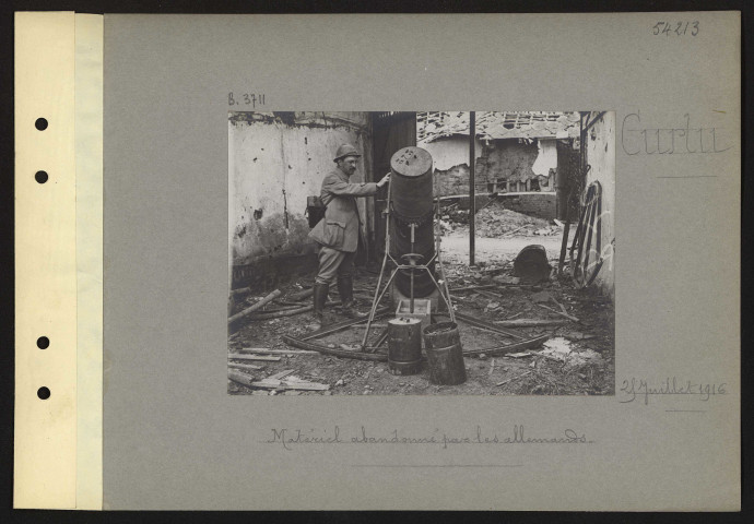 Curlu. Matériel abandonné par les Allemands