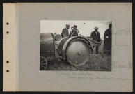 Laverrière. Expériences de motoculture : tracteur agricole, type "agricultural" ; la roue motrice