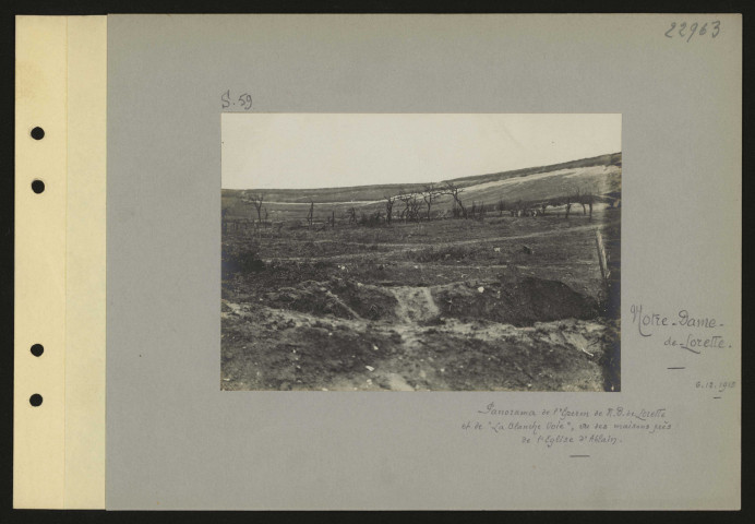 Notre-Dame de Lorette. Panorama de l'Éperon de Notre-Dame de Lorette et de "La Blanche Voie" vu des maisons près de l'église d'Ablain