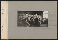 Berneuil-sur-Aisne (près). Carrière aménagée : réfectoire