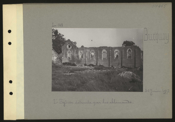 Bucquoy. L'église détruite par les Allemands