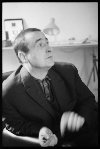 Guy Rétoré, fondateur du théâtre de l'Est parisien (TEP). Claude Fléouter. Espagnols à Paris rue de la Pompe