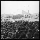 Manifestation et meeting à Alger organisée par le FLN en présence de Bachir Boumaza (ministre du travail), Ben Bella et Boumedienne (suite): 2