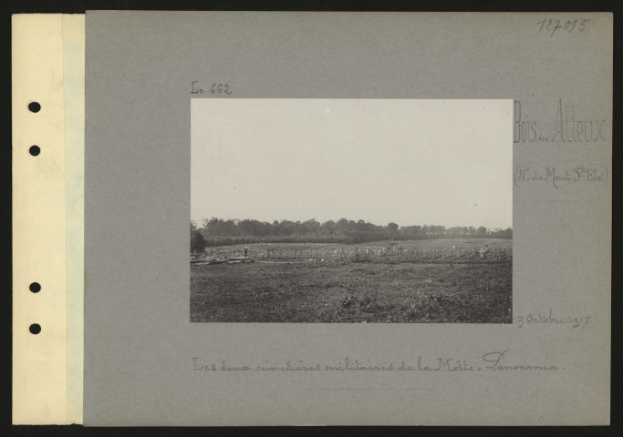 Bois des Alleux (nord de Mont-Saint-Éloi). Les deux cimetières militaires de la Motte. Panorama