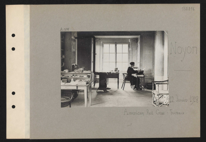 Noyon. American Red Cross : bureaux